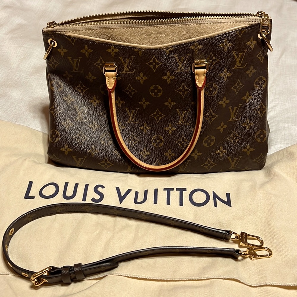 Sunday Special: EXCELLENT Louis Vuitton Pallas MM